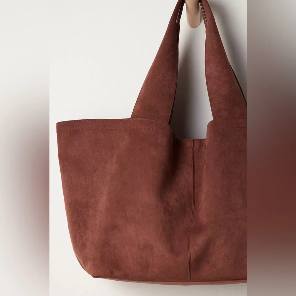 Blair Reversible Vegan Suede Tote - Picture 4 of 10